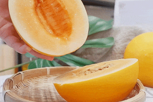 蜜瓜吃太多会呕吐吗,健康警示与适量食用建议