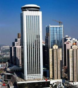 国贸大厦吃瓜,吃瓜群众见证的繁华变迁