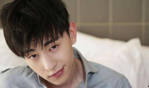 邓伦日常吃瓜综艺,瓜田里的综艺生活，笑料不断