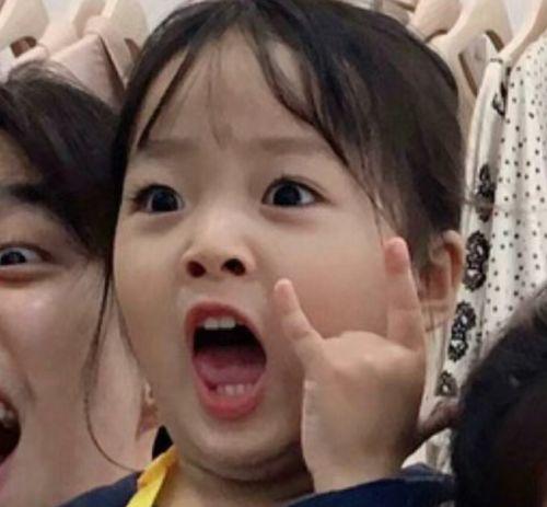 情侣头像沙雕吃瓜,揭秘甜蜜背后的搞笑瞬间